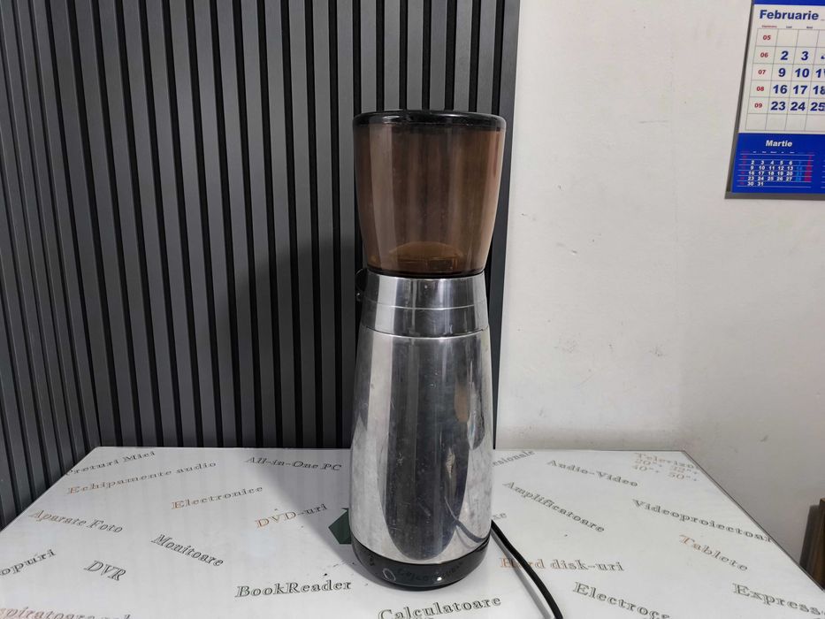 Macinatoare cafea La Cimbali Magnum On Demand Touch profesional
