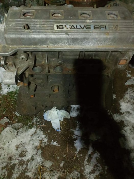 Продам мотор на машина Тойота