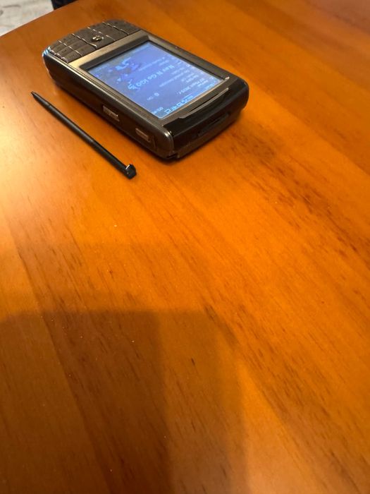 Asus P525 Windows Смартфон