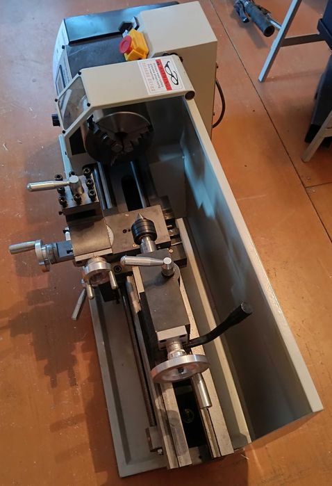 Продам токарный станок по металлу