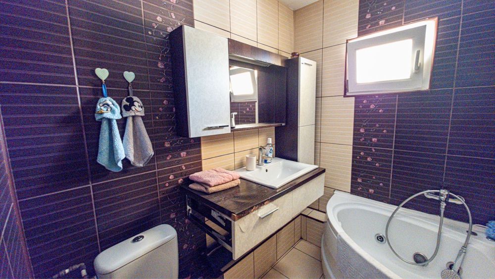 Proprietar | Apartament modern cu 3 camere, complet mobilat și utilat – disponibil imediat