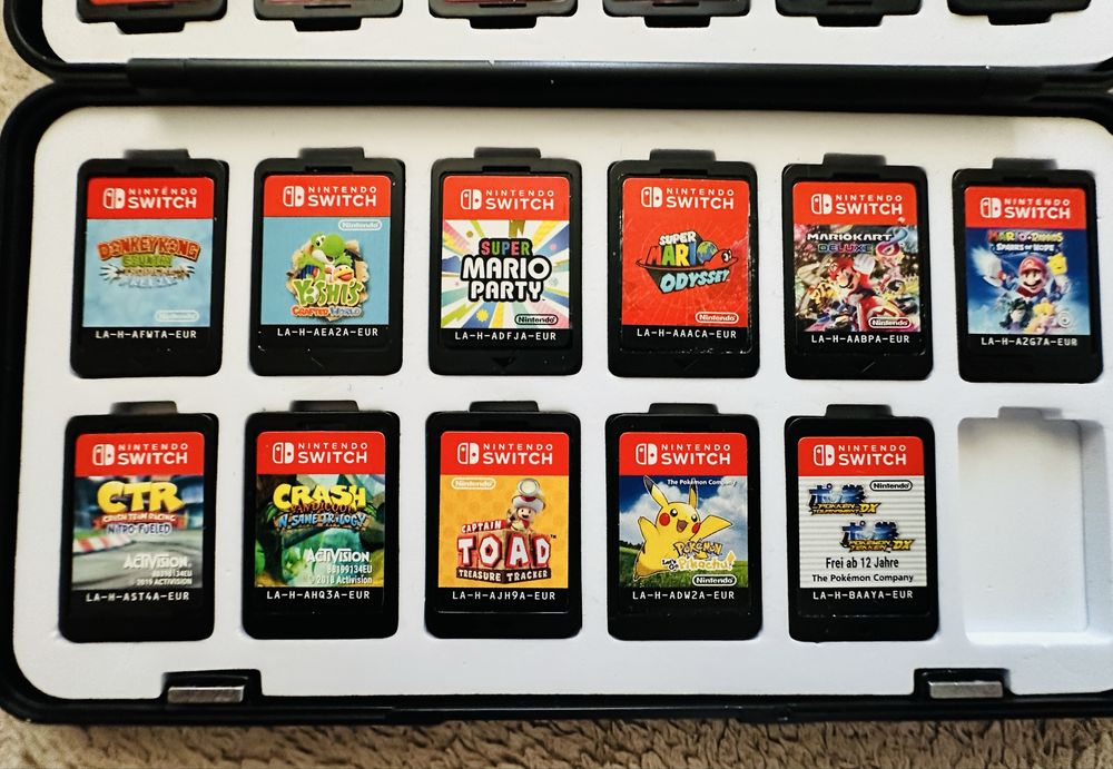 Nintendo Switch Hac-001 пълен комплект
