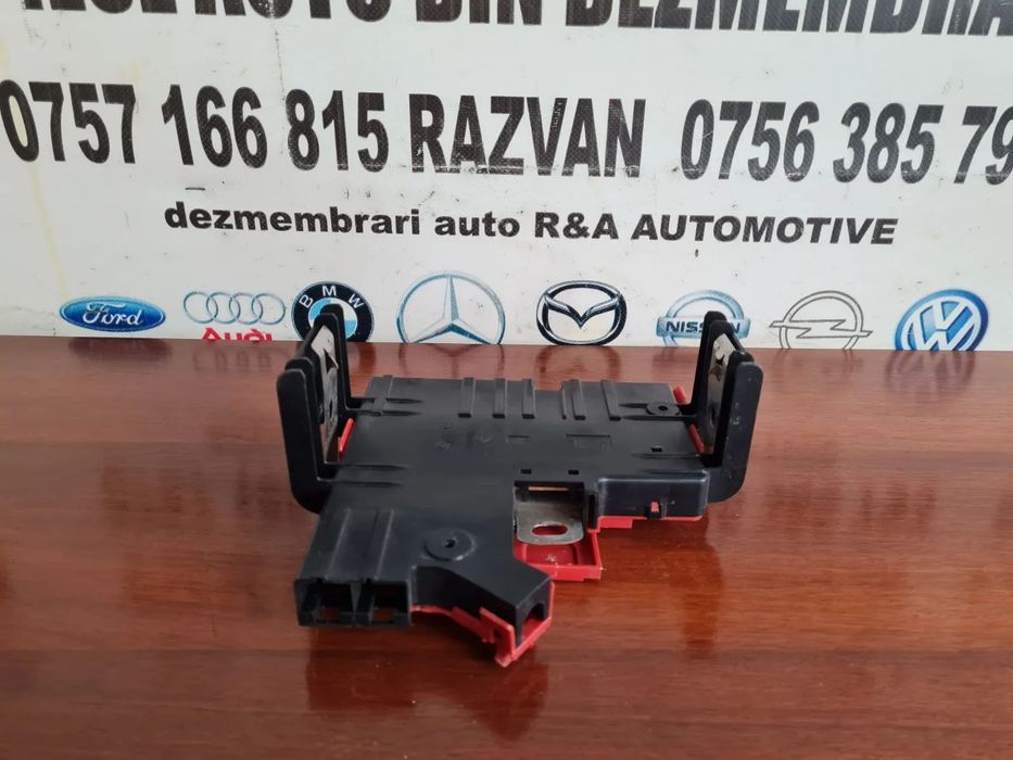 Modul Borna Baterie Bmw F10 F11 F12 F13 F06 F01 F02 Cod  - Dezmembrari Arad