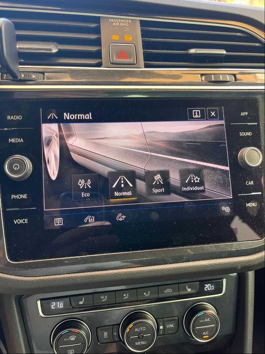 Vând VW Tiguan R-line 2.0 190 cp Diesel 4Motion 2018, 4x4, Distronic,