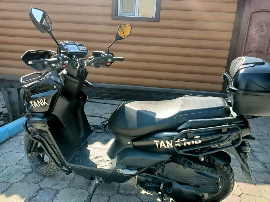Продам скутер Танк
