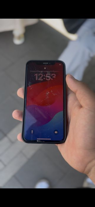 Айфон xs 64 гб.