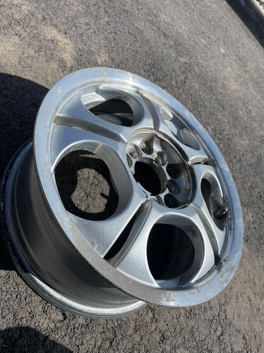 Титановый диски.