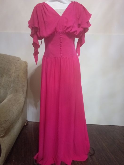 Платье вечернее длины