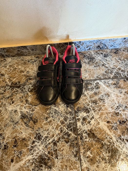 Маратонки Nike.Номер38.
