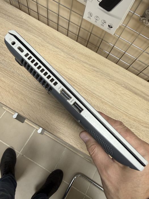 Лаптоп Asus X409f - i3, 14”, отличен