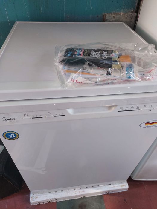 Посудамойка midea
