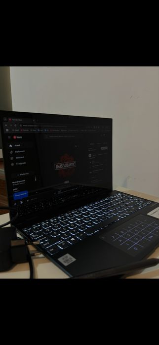 Asus ZenBook Flip UX363