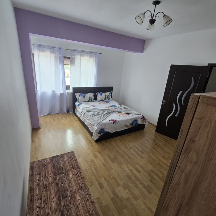 Garsoniera de închiriat