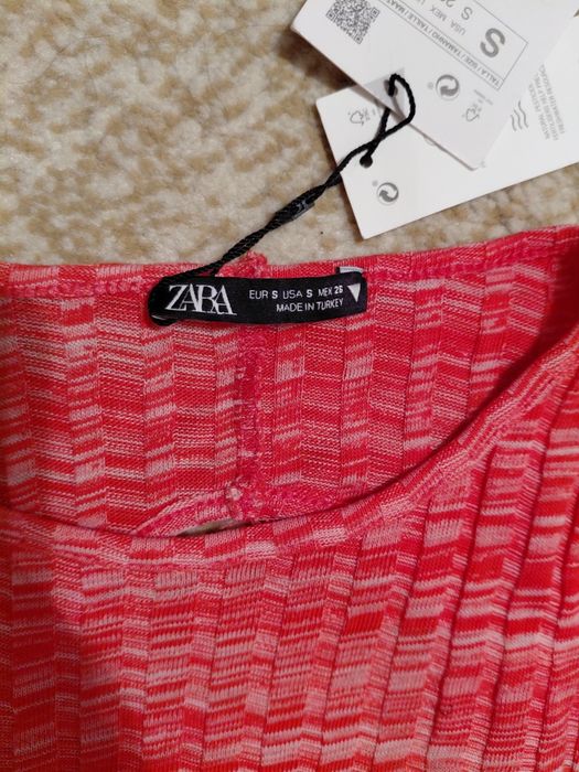 Rochie marimea S de la Zara