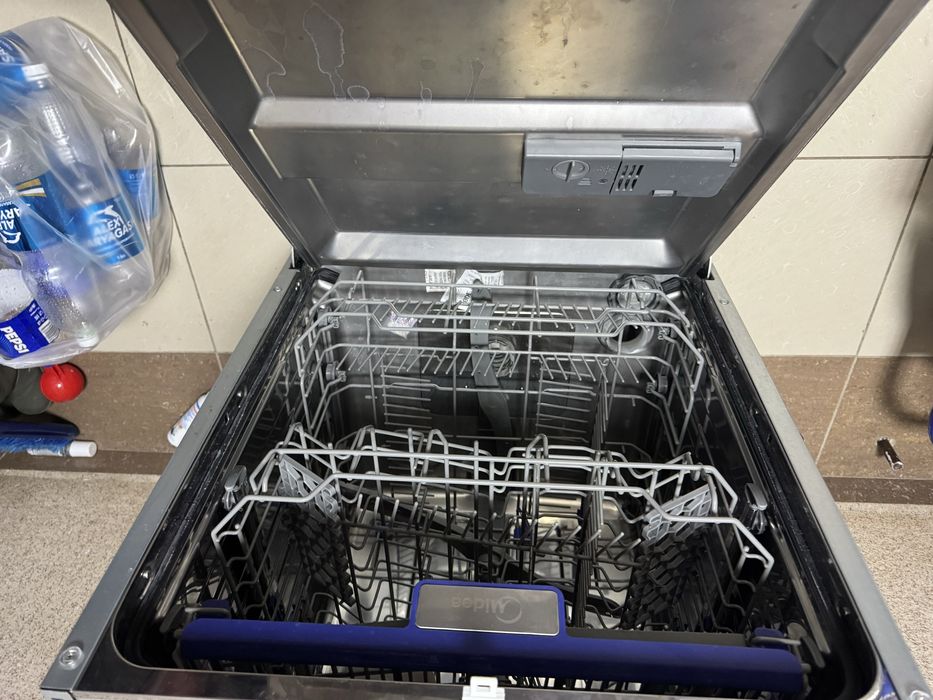 Посудомоечная машина Midea