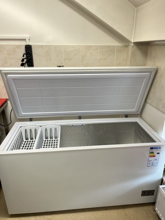 Морозильник бирюса