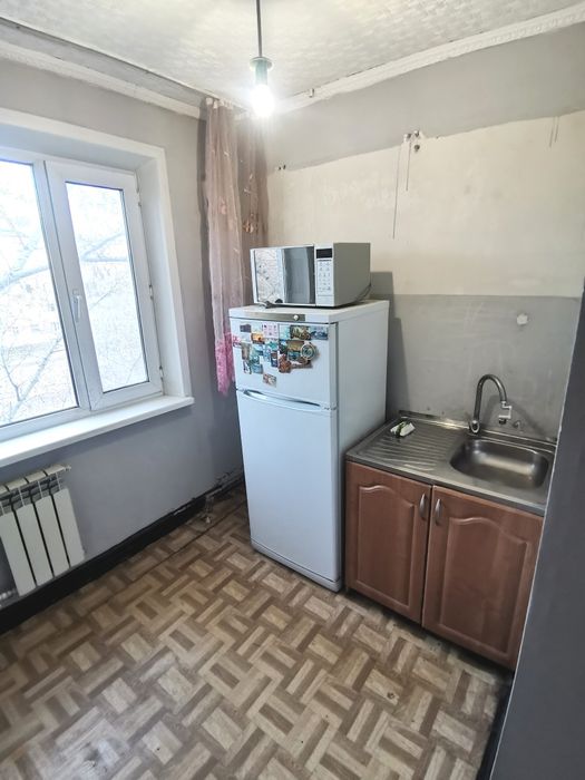 Продаётся 2-х ком кв-ра в 16 мкр дом 35