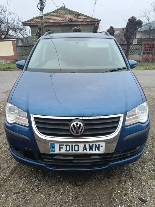 Vând wv Touran și wv golf plus