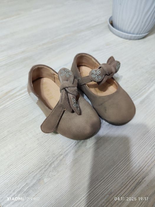 Детские  весенние туфельки