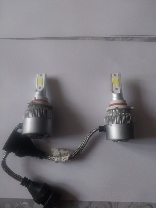 Би Led лампа для авто