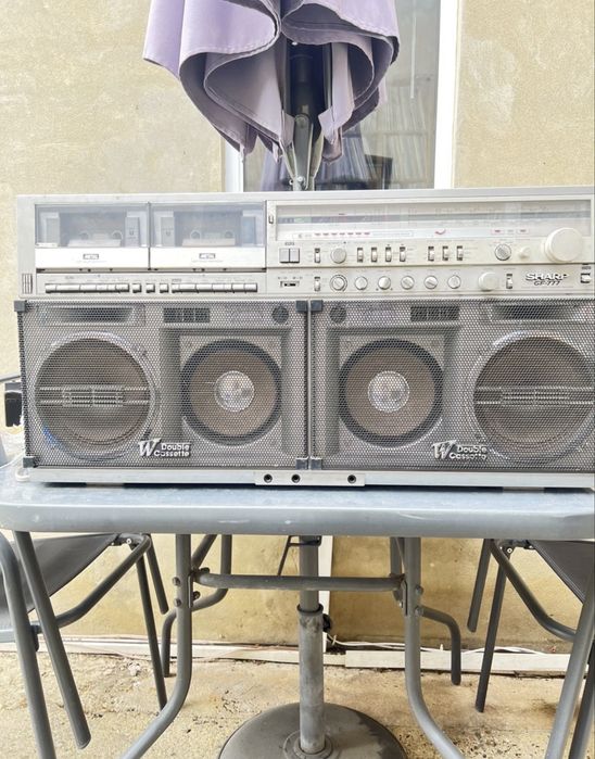 Radio casetofon Sharp GF 777