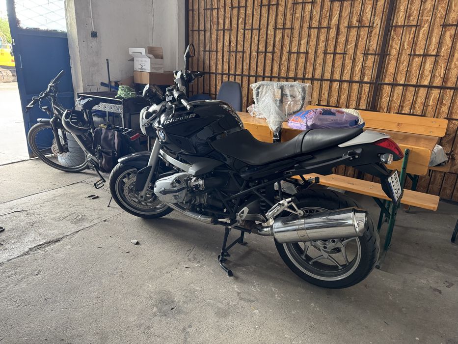 Motocicleta BMW R1200R