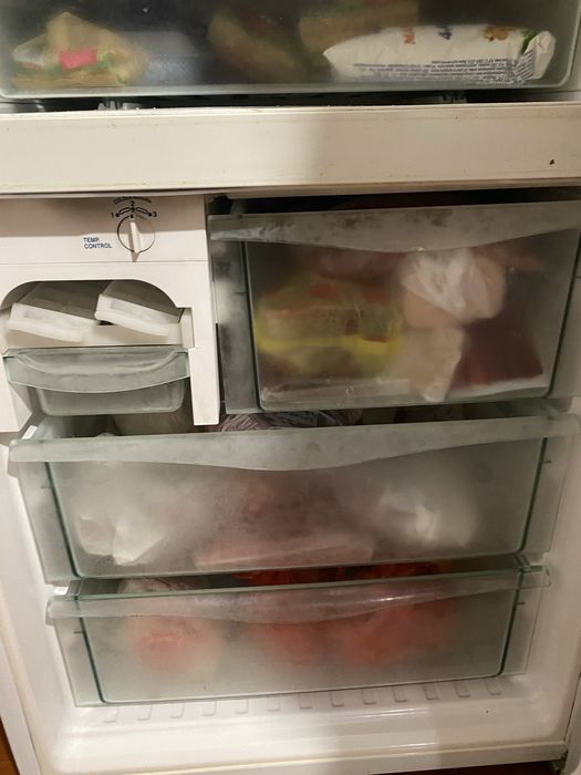 Продам холодильник Panasonic