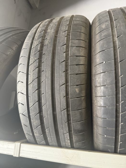 235/50r19 Dunlop