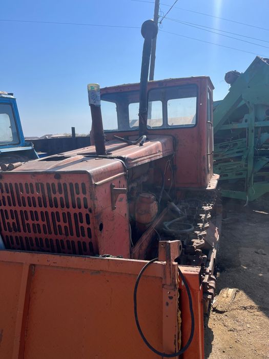 Продам трактор Алтай Т4