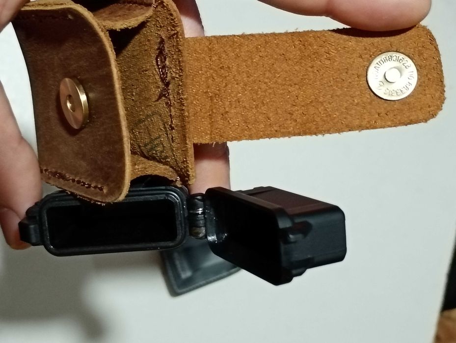 2 запалки Zippo + Калъфчета за колан