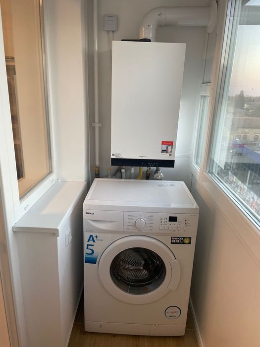 Vând apartament 2 camere, MV 2