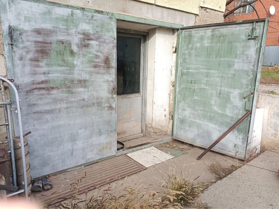 Продам гаражные ворота