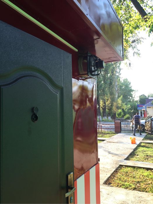 Продам донерную будку