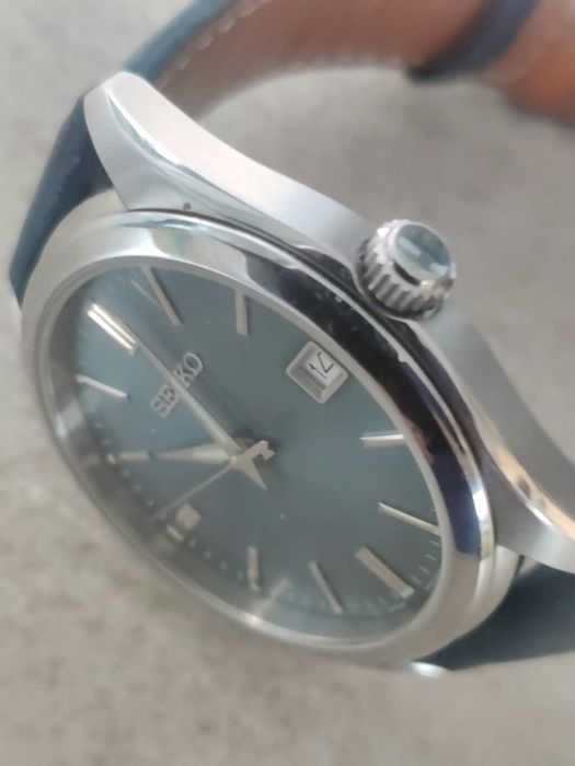 Seiko Classic SUR371P1, quartz, 40mm, safir, Titanium, impecabil, curea inox de rezerva
