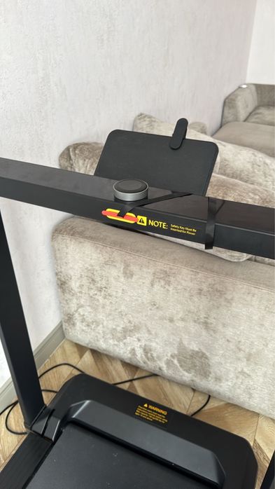 Складная беговая дорожка