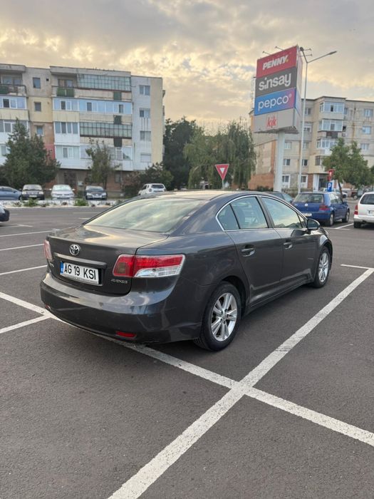 Toyota Avensis 2009