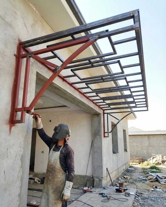 Foișoare, balustrade ,terase ,etc metalice sau din lemn la comanda