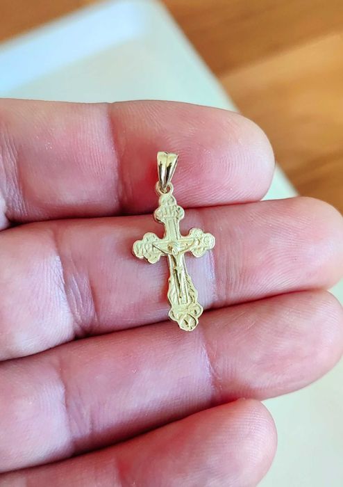 Златен кръст, 14 карата злато, кръст с разпятието на Исус Христос