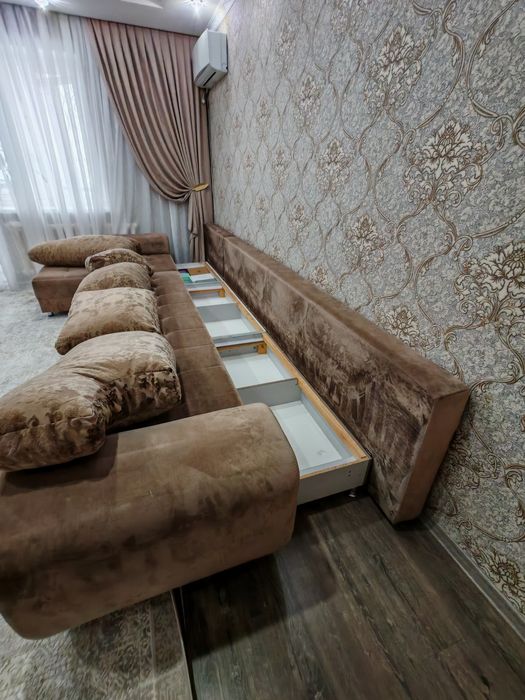 Диван в хорошем состоянии