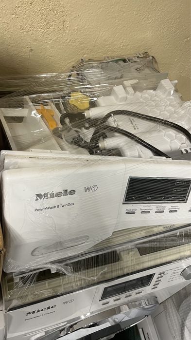 Резервни части за перални машини  Miele W1