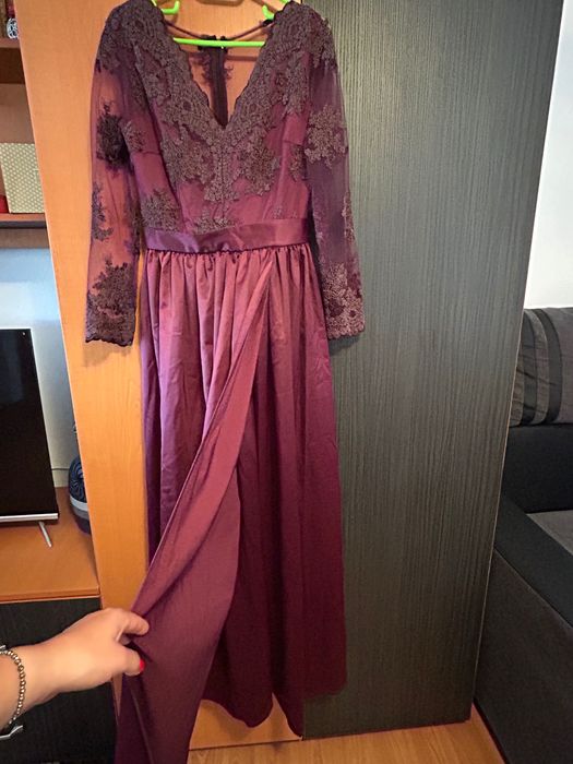 Rochie de seară…….