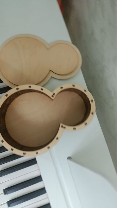 8март штукатулка