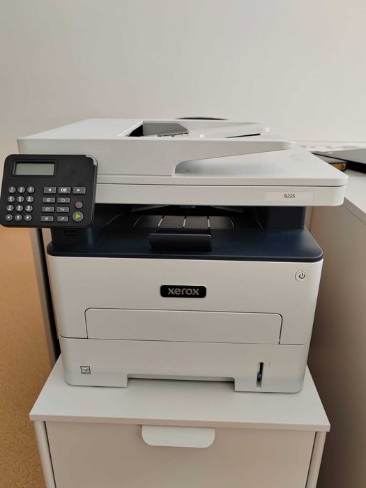 Imprimanta Xerox B225