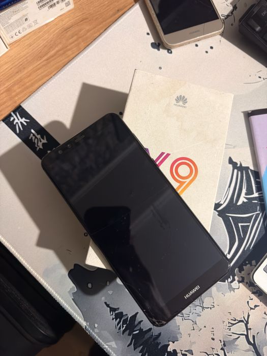 Продаю телефоны .