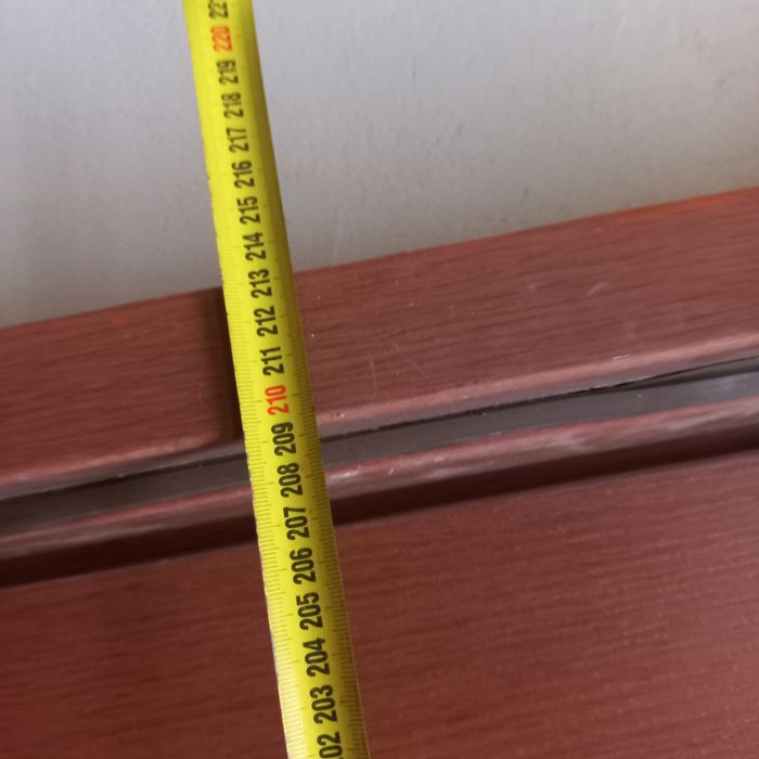 Продам межкомнатную дверь