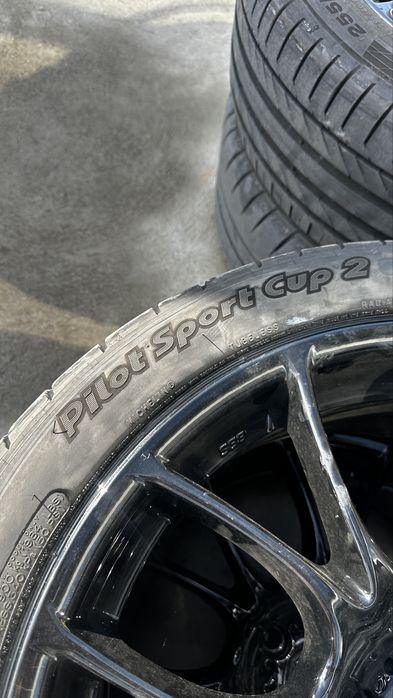 285/35/20 Michelin pilot sport cup 2 semi