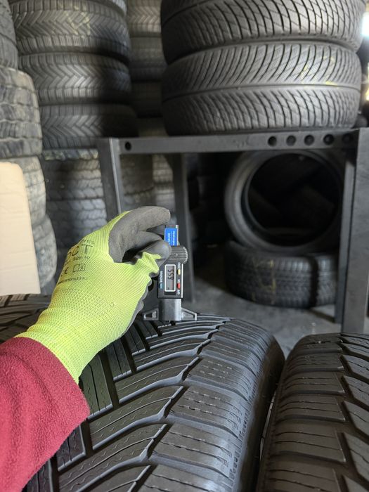 4 anvelope iarna 225/45/17 Michelin 6-6.5mm!