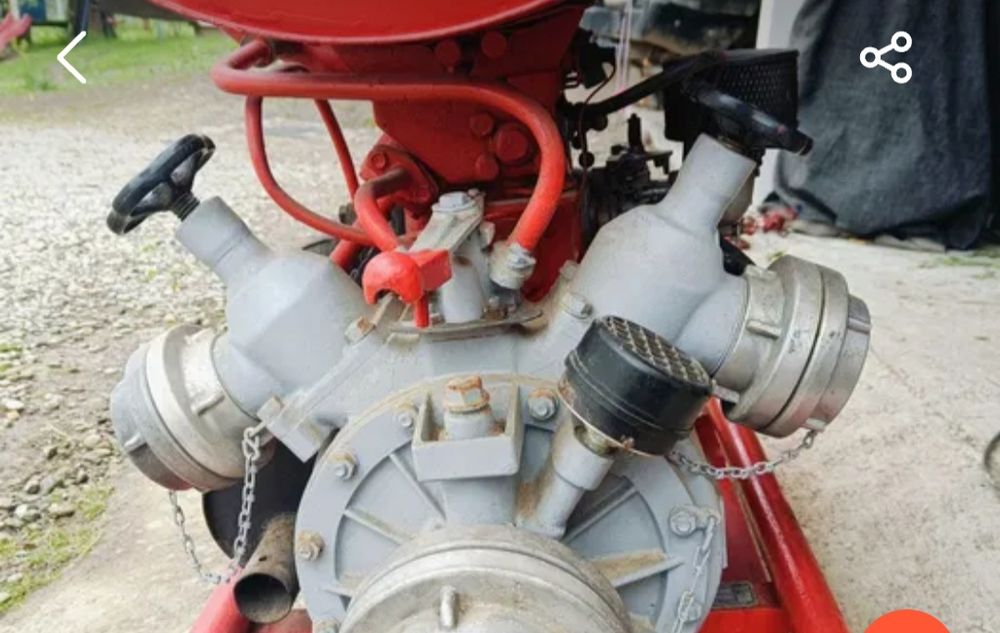 vând pompă de apă