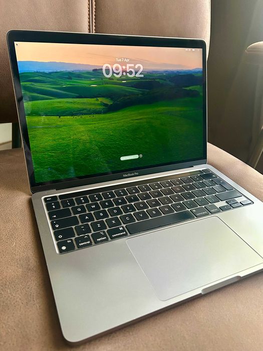 Macbook Pro M1 - 16GB RAM, 512 GB SSD