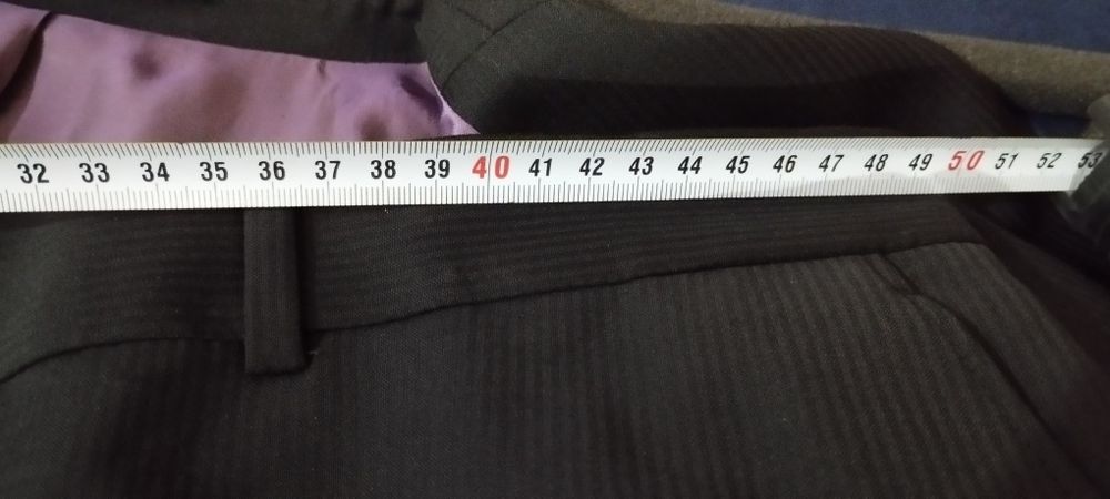 Два нови костюма